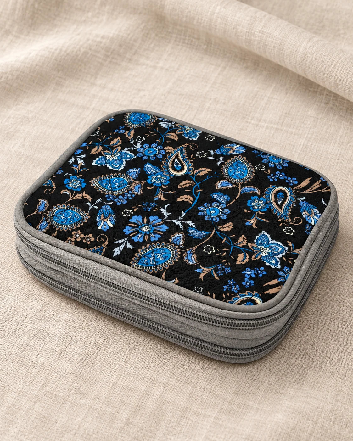 Woolique crochet hook storage case for organising hooks and small accessories