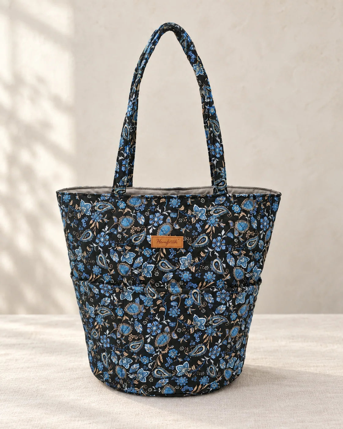 Woolique large drawstring yarn project bag with yarn feed holes